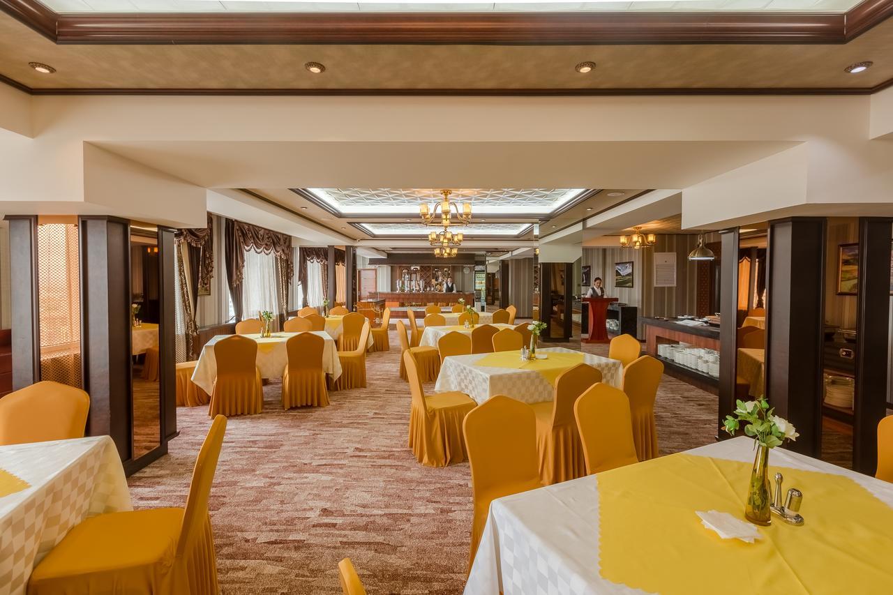 Grand Hill Hotel Oulan-Bator Extérieur photo