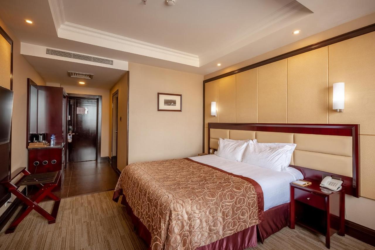 Grand Hill Hotel Oulan-Bator Extérieur photo